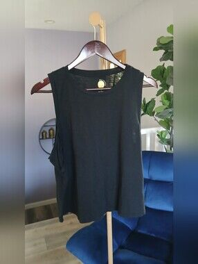 Anthropologie Daily Practice Tank Top. Size